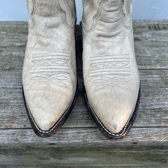 Nocona Boots Cowgirl Beige Cream Marbled Point Toe Western Style 76133 Size 6C - Picture 3 of 7